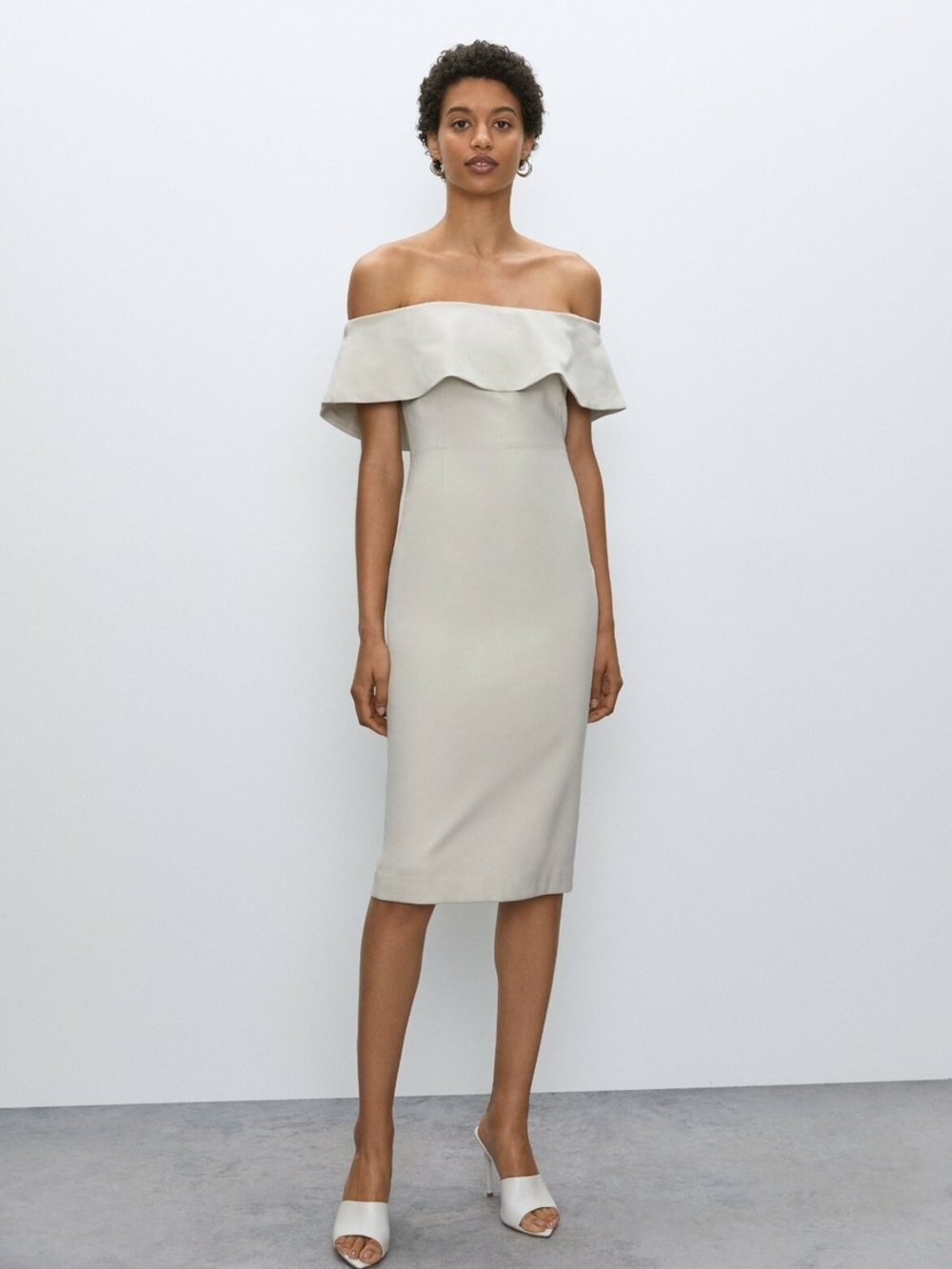 NWT Babaton Off Shoulder Sheath Midi Dress Aritzia - Picture 2 of 16